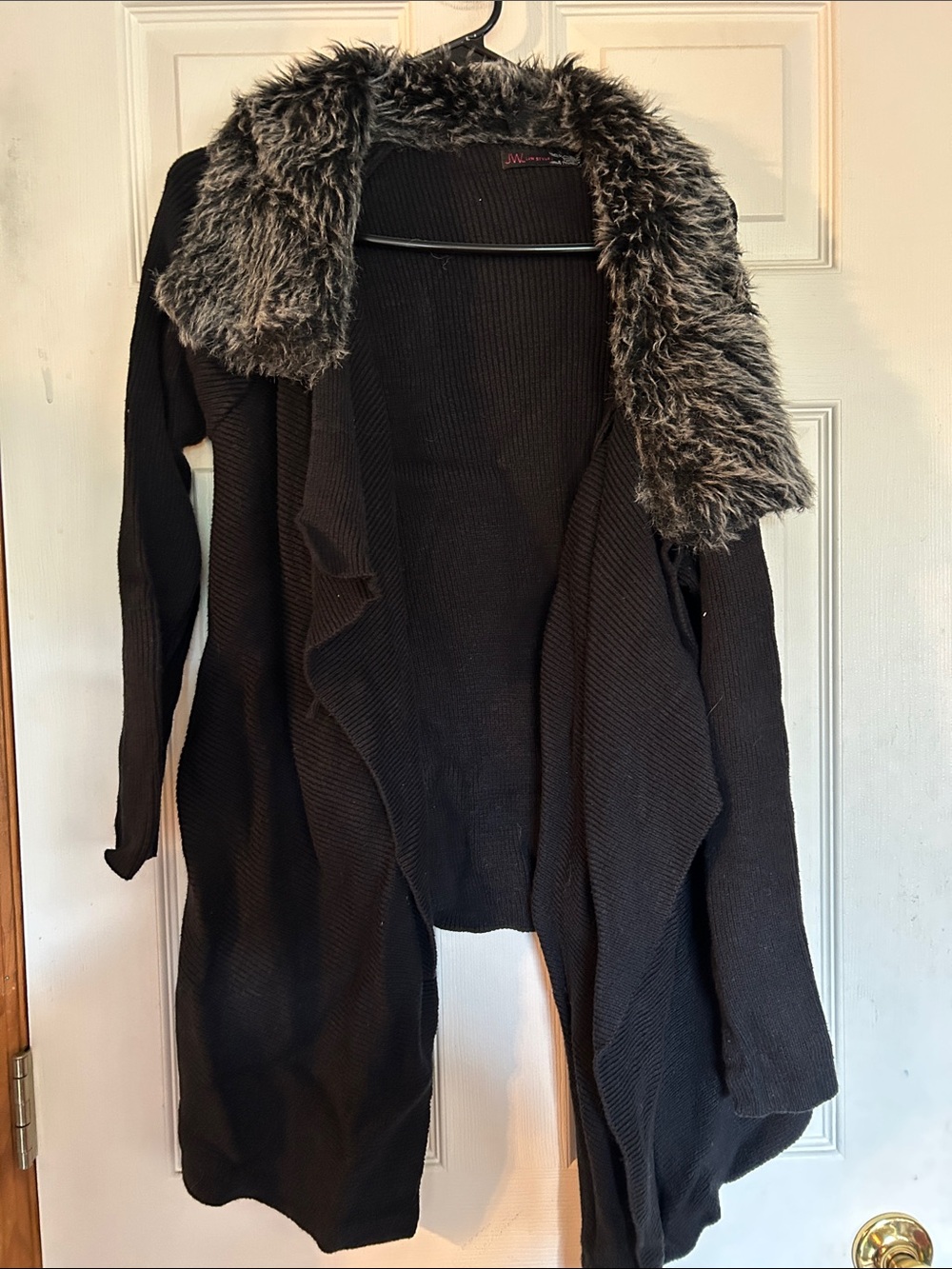 Black Open-Front Cardigan with Gray Faux-Fur Collar